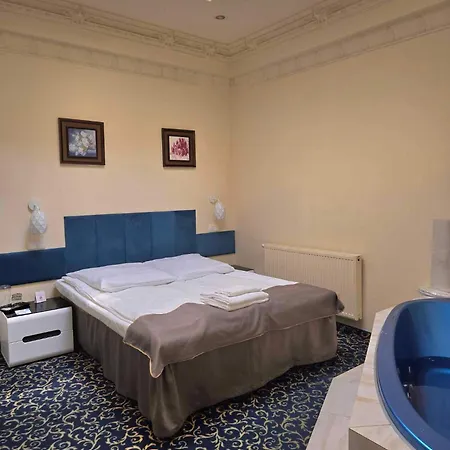 Hotel Venecia Palace Michałowice Zewnętrze zdjęcie