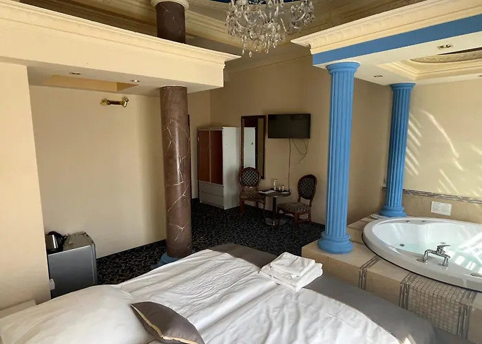 Hotel Venecia Palace