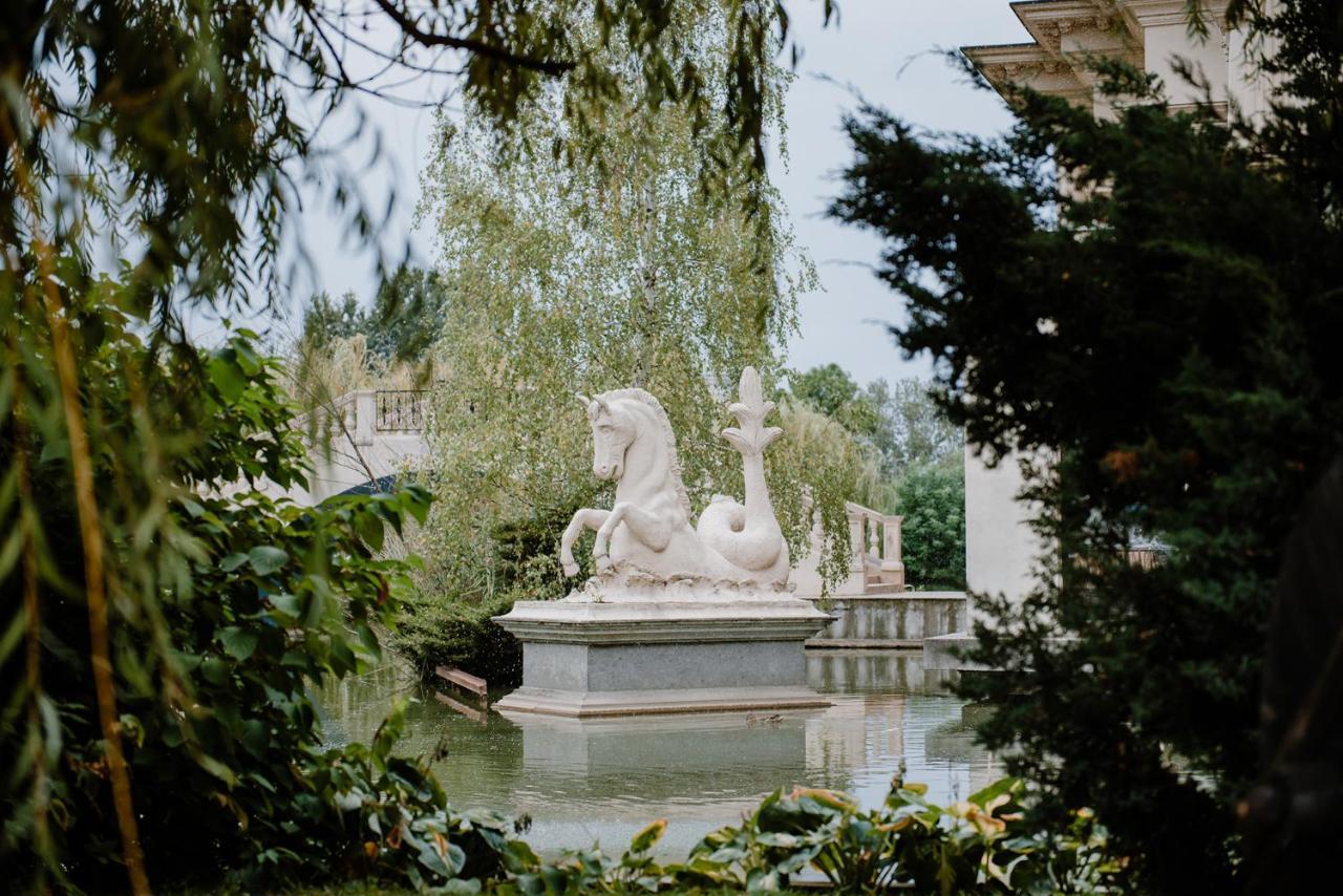 Venecia Palace Hotel