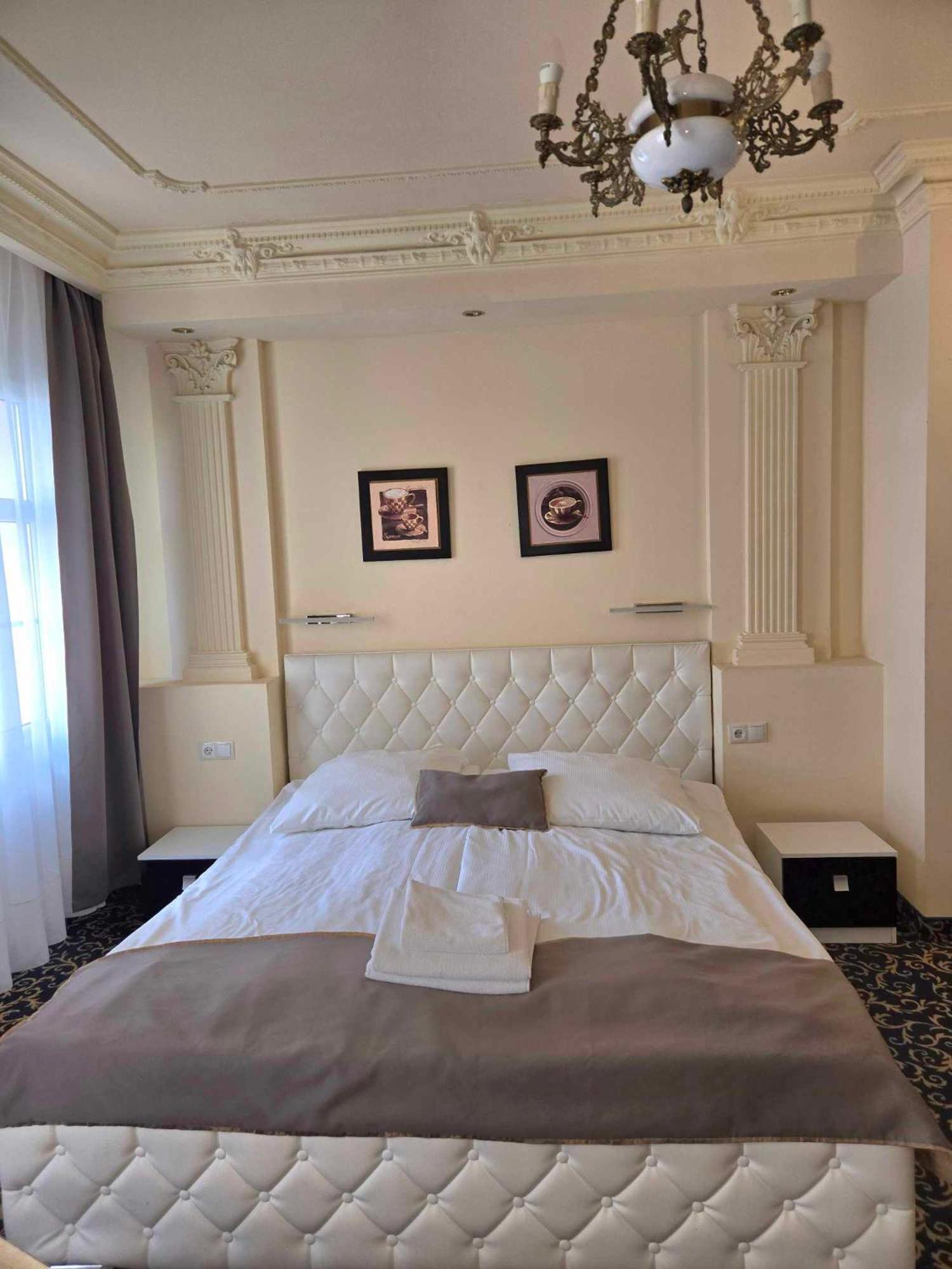 Venecia Palace Hotel 3*