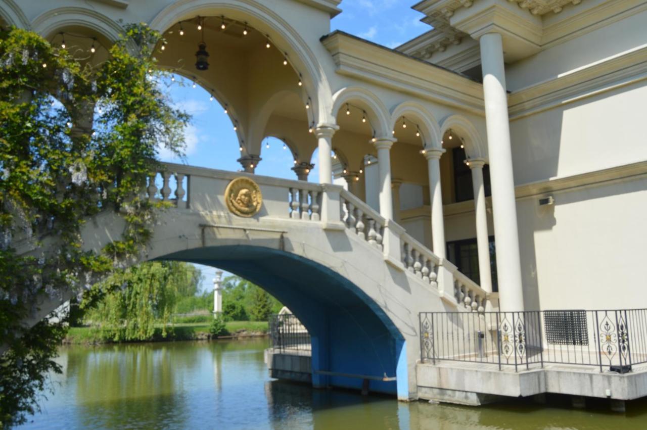 Venecia Palace Hotel